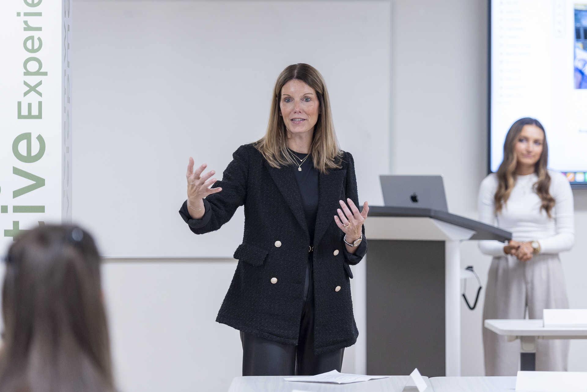 Women’s Leadership Institute hosts interactive skill workshops on public speaking, internship process