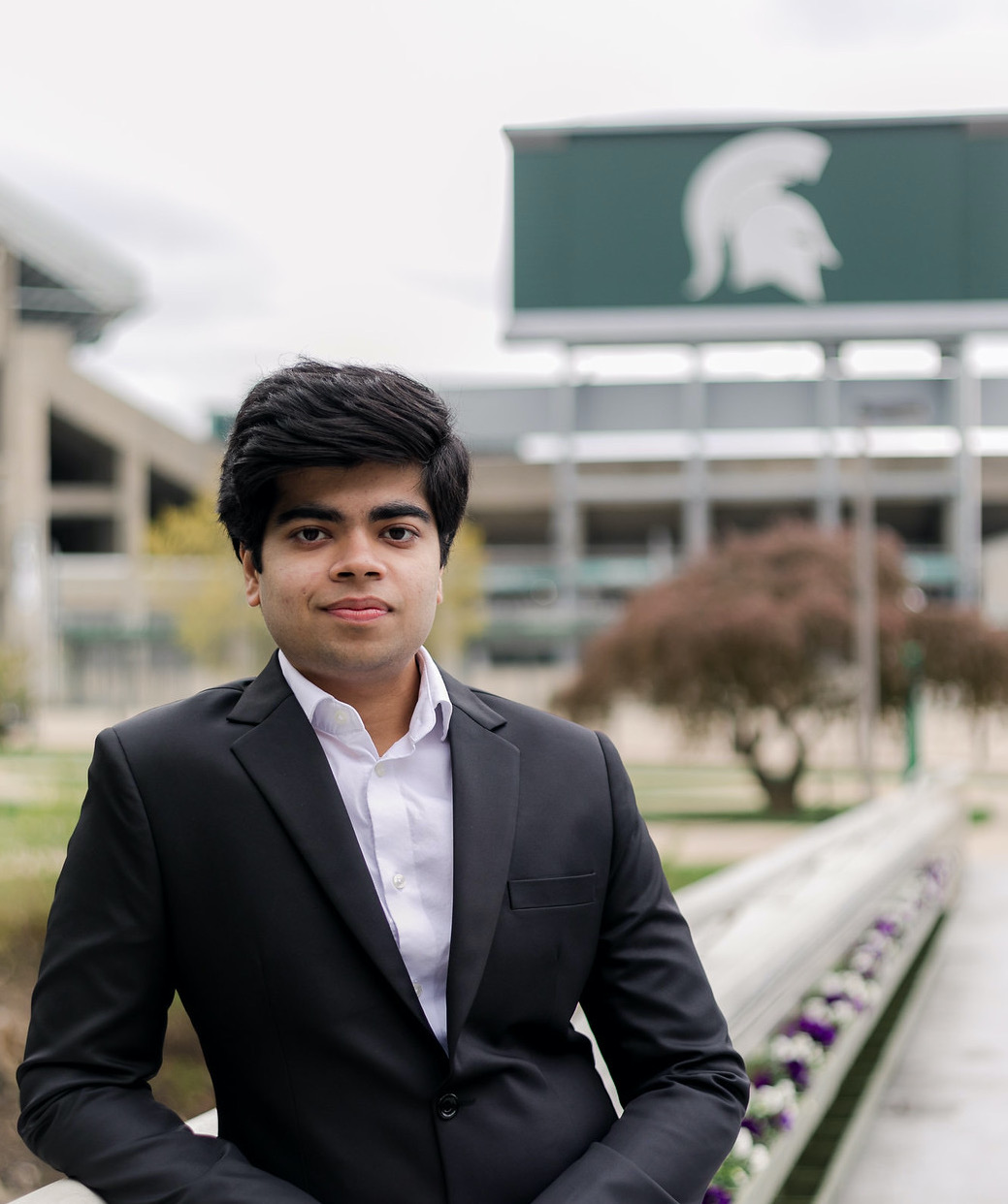 Economics student Shubham Aggarwal named a 2023 Vandervarro Scholar 